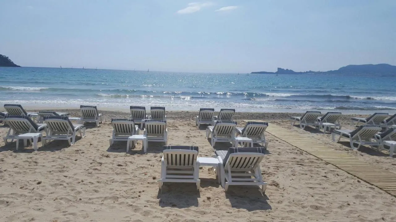 Villa Spacieuse, Climatisation, Piscine, Jardin Paysage, Proche Mer Saint-Cyr-sur-Mer France