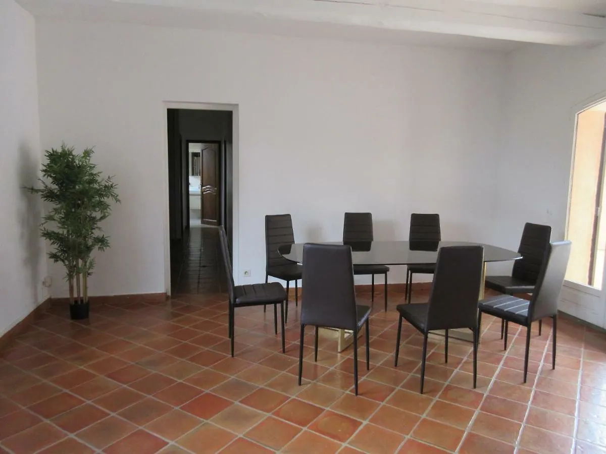 Villa Spacieuse, Climatisation, Piscine, Jardin Paysage, Proche Mer Saint-Cyr-sur-Mer